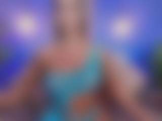 Live cam show with Christie Kroes - Spank on Hubzter Live