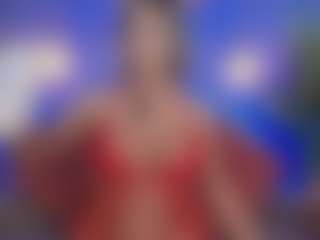 Live cam show with Christie Kroes - Outside on Instabang
