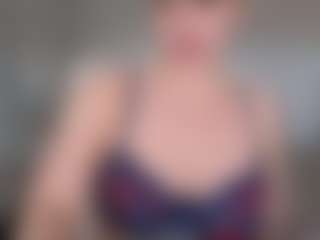Libbyloveheart's Live Sex Cam Show