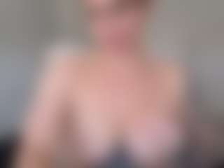 Libbyloveheart's Live Sex Cam Show