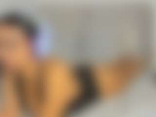 Live cam show with Leah Marsh - Petite on Pornisteam.com