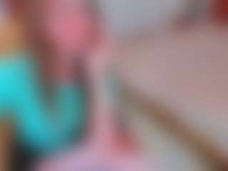 Live cam show with Pantyhose_Lizz - Brown Hair on SinfulBabes