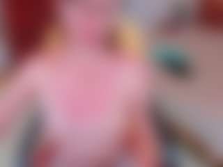 Live cam show with Pantyhose_Lizz - Fingering MILF on TastyBlacksLive