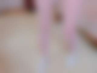 Live cam show with Pantyhose_Lizz - Long Hair on Cam Slut