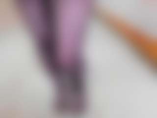 Live-camshow met Pantyhose_Lizz - Brown Hair Petite op Camsoda