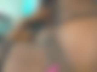 Live cam show with Maddy - Athletic on Hubzter Live