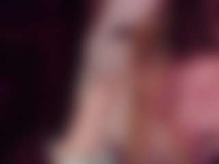 Live cam show with annie1ann - Public Mature on TeamSkeetLive