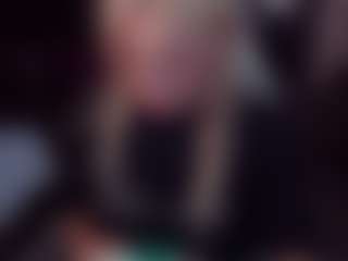 annie1ann's Live Sex Cam Show