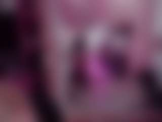 annie1ann's Live Sex Cam Show
