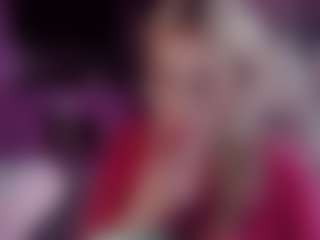 Live cam show with annie1ann - Small Ass on TeamSkeetLive