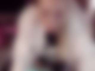 Live cam show with annie1ann - Middle Aged on livesexfox.com