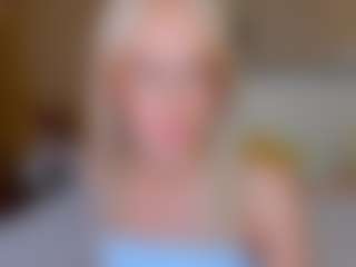 Live cam show with bellatip - Glasses on Adult Interactions