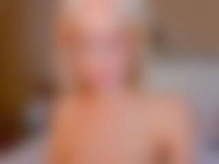 bellatip's Live Sex Cam Show
