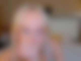 Live cam show with bellatip - Public on Hubzter Live