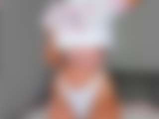 Live cam show with bellatip - Glasses on Soda Cam