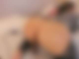 Live cam show with elizabeth-bree - Latex on 1on1-livenow