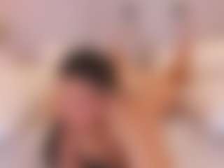 elizabeth-bree's Live Sex Cam Show