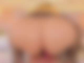 elizabeth-bree's Live Sex Cam Show