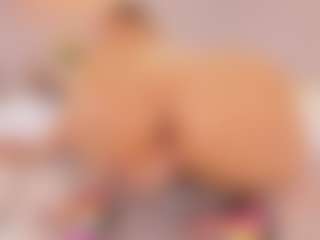 elizabeth-bree's Live Sex Cam Show