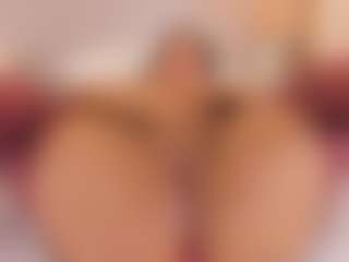 elizabeth-bree's Live Sex Cam Show