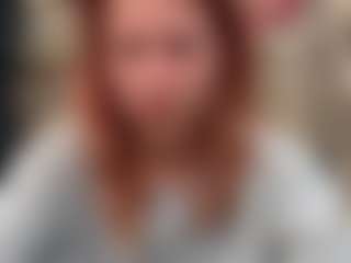 Live cam show with karoline1201 - Living Room on Hubzter Live
