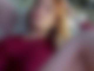 Live cam show with karoline1201 - Grey Eyes on Gym Cam Girls