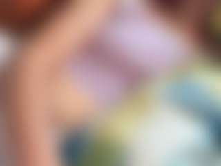 Live cam show with karoline1201 - Upskirt on Camsoda