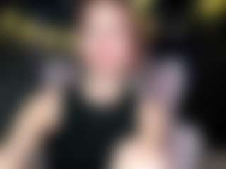 Live cam show with karoline1201 - Upskirt on Dolls Live