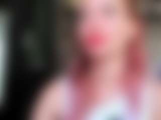 Live cam show with karoline1201 - Upskirt on CamClone