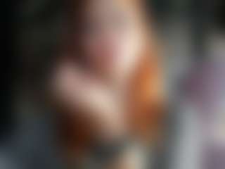 Live cam show with karoline1201 - Living Room on madthumbs
