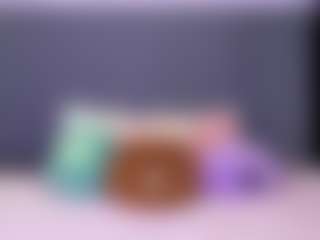 Live cam show with harmonyhill - Shaved Pussy on Camsoda