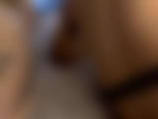hellonheelz's Live Sex Cam Show