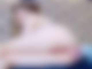 ivorydreams's Live Sex Cam Show