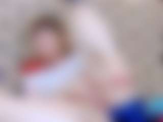 ivorydreams's Live Sex Cam Show