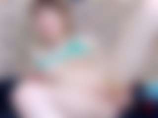 ivorydreams's Live Sex Cam Show