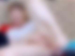 Live cam show with ivorydreams - Green Eyes on https://playwithruby.com
