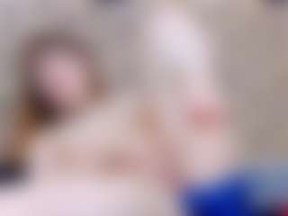 ivorydreams's Live Sex Cam Show