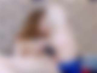 ivorydreams's Live Sex Cam Show