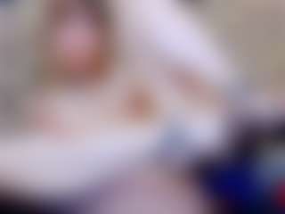 Live cam show with ivorydreams - Double Penetration on livesuperchat.net