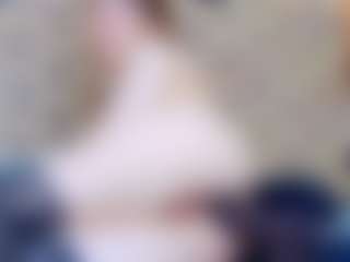 ivorydreams's Live Sex Cam Show