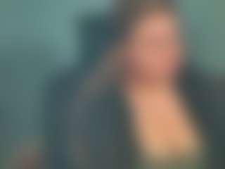 Live cam show with Ally - Milk on AdultVida.com