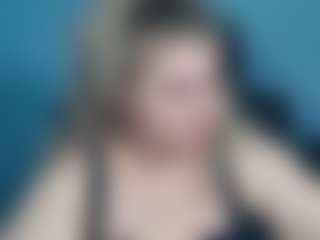Live cam show with Ally - Living Room on CamClone