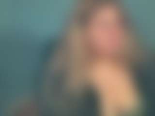 Live cam show with Ally - Grey Eyes on eurowanks.com