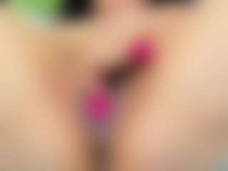 nikol32's Live Sex Cam Show