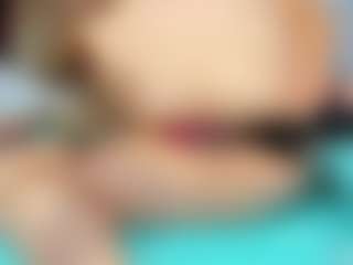 nikol32's Live Sex Cam Show