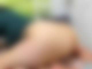 Pokaz na żywo z nikol32 - Tease MILF na Camsoda