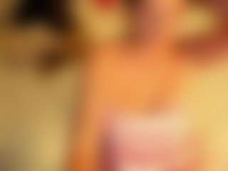 Live cam show with sofiastevens - Granny Big Ass on Chatstar