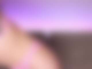 Live cam show with Hot_Lumumba - Eating Pussy on sexylivex.com