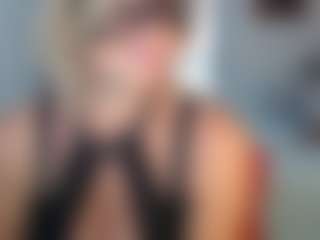 lulu7870's Live Sex Cam Show