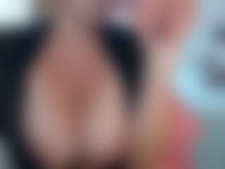 lulu7870's Live Sex Cam Show